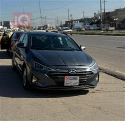 هیۆندای ئەلەنترا